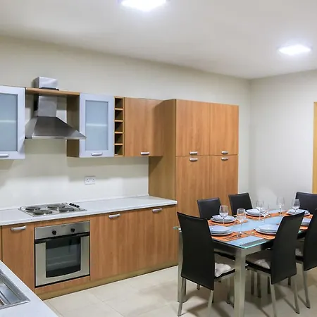 Modern Two Bedroom Gzira